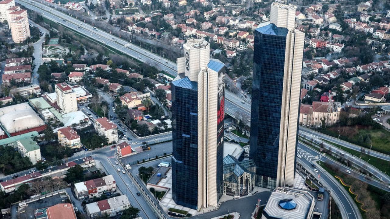 Sabancı Holding, 16 Ekim 2026’da pay geri alım programı başlatacak