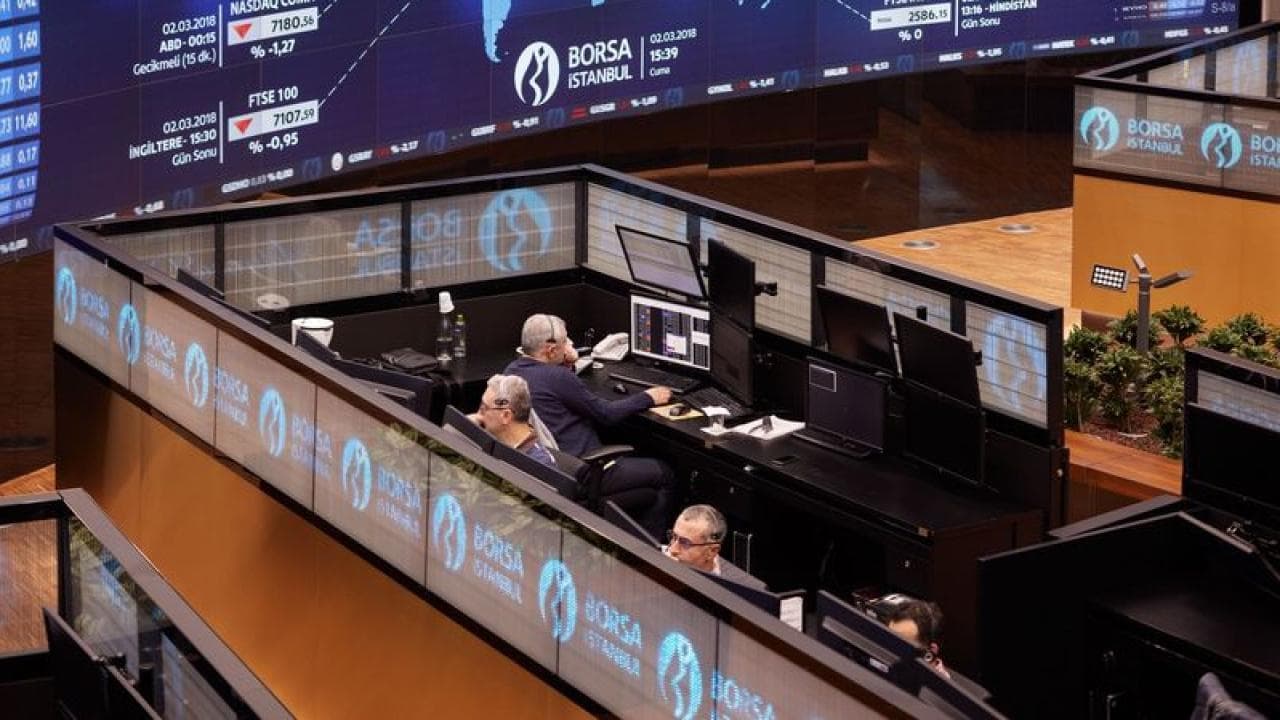 BIST 100 dolar bazında Haziran 2025'ten bu yana en düşük seviyede