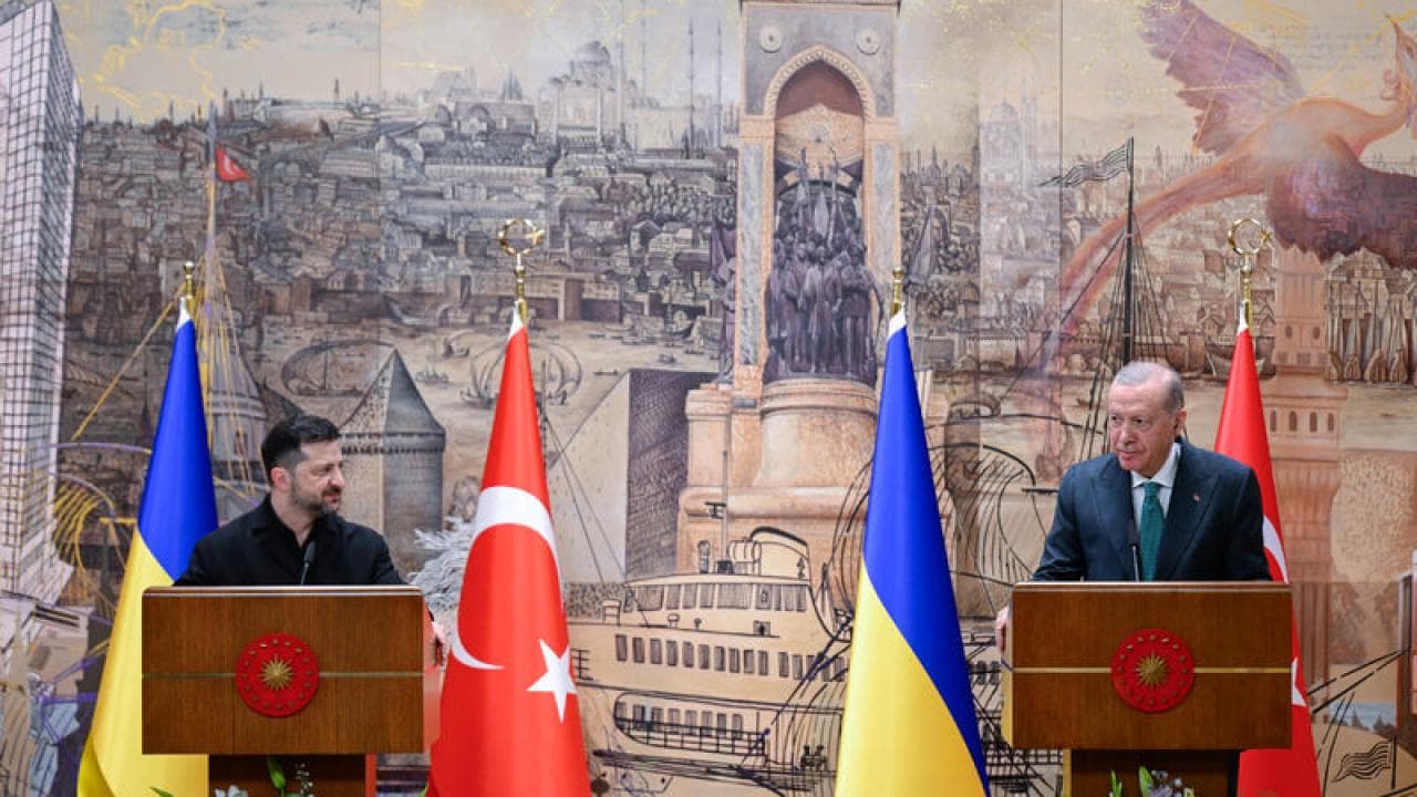 Cumhurbaşkanı Erdoğan İstanbul'da Zelenskiy ile görüştü