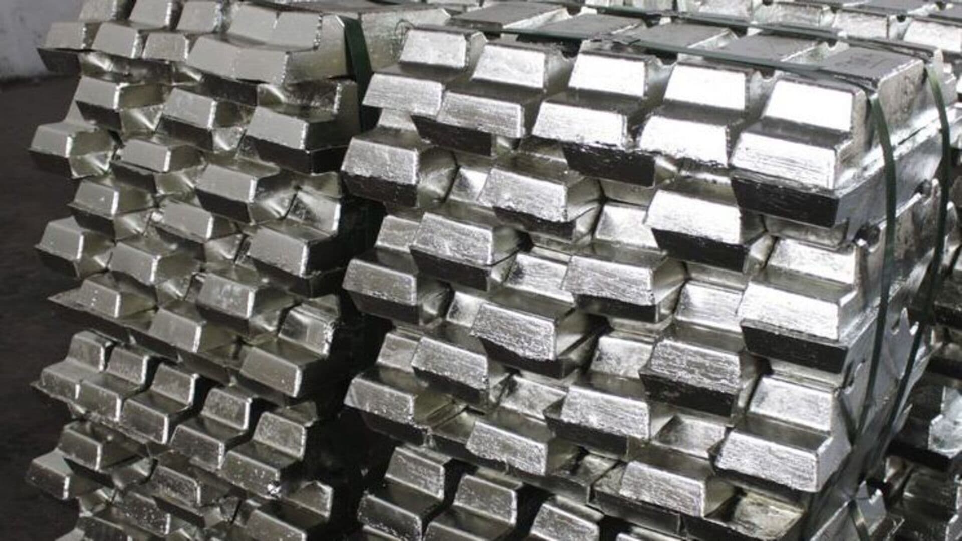 Kalay, 2026'da yüzde 26,91 yükselerek metaller arasında öne çıktı