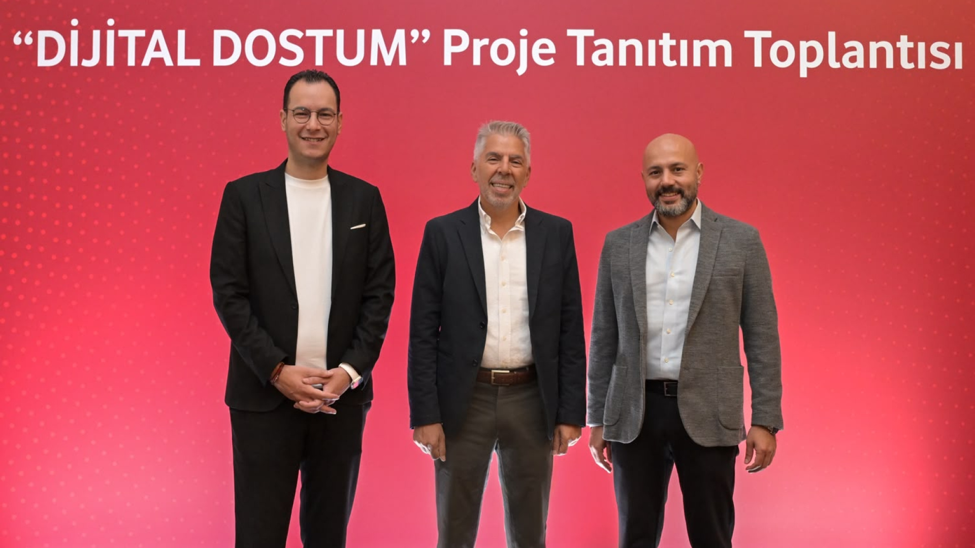 Dijital Dostum projesiyle 7 ilde 5 bin öğrenciye eğitim verilecek