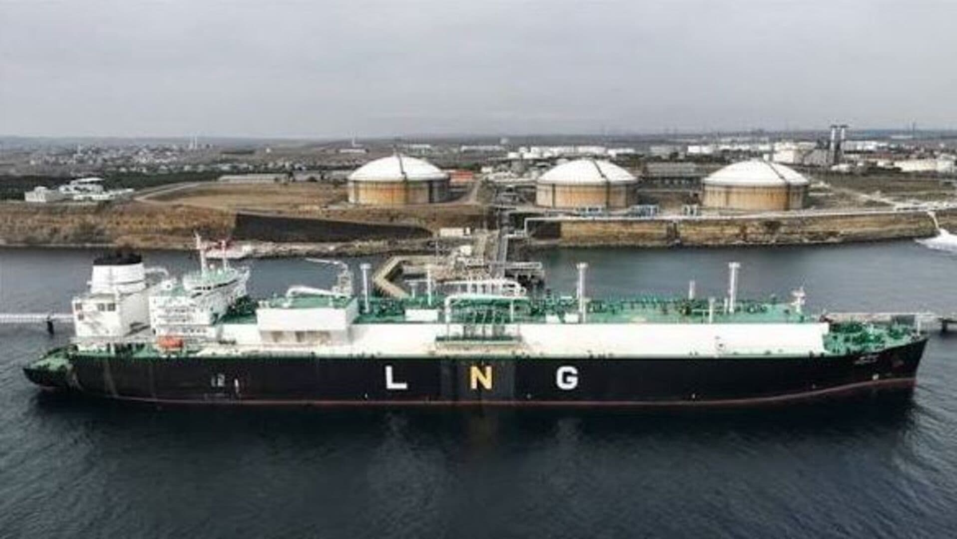 Küresel LNG piyasasındaki daralma AB'yi alternatiflere yöneltiyor
