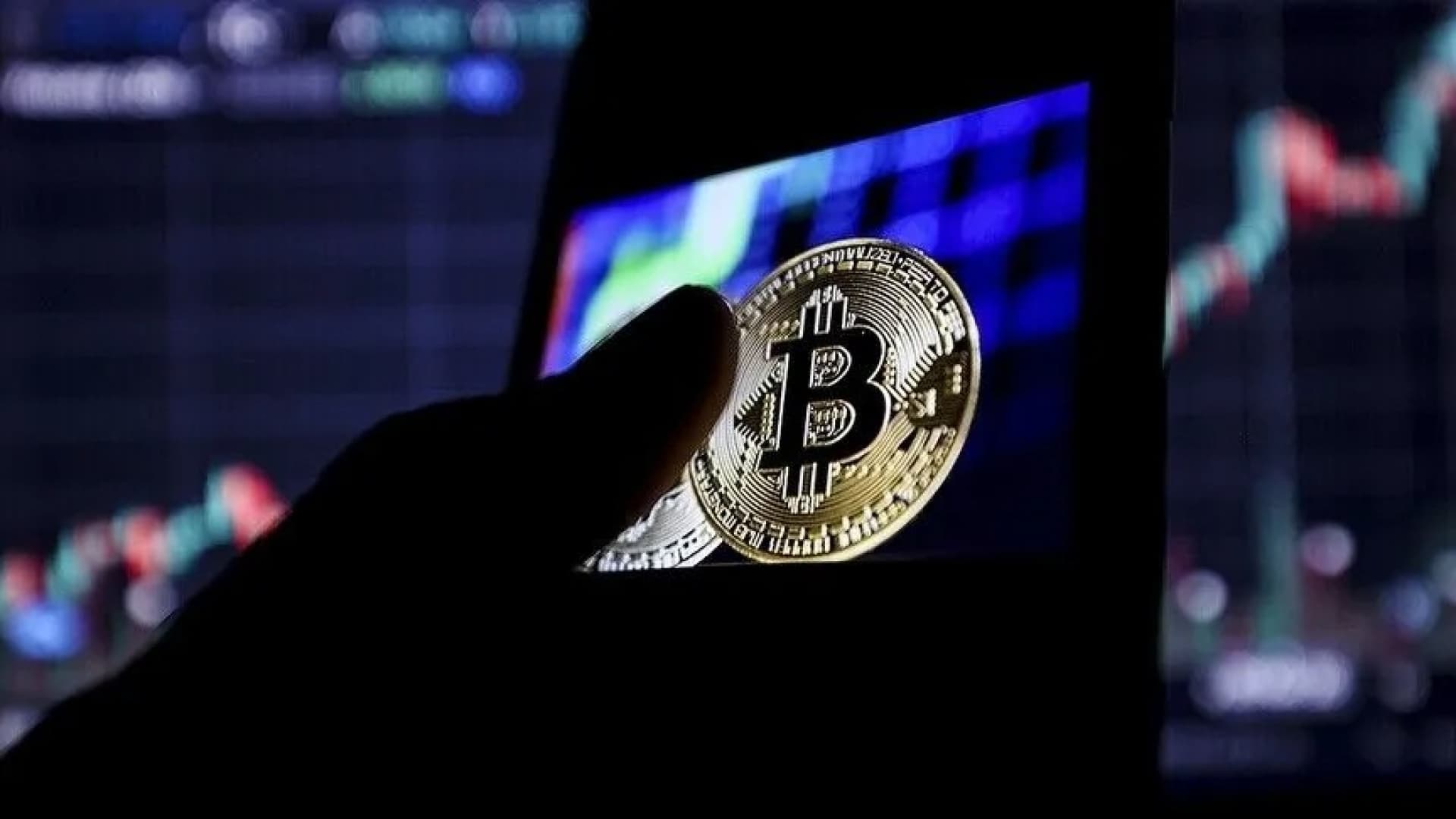 Bitcoin, ETF girişleri ve jeopolitik gelişmelerle 8 ayın zirvesine çıktı