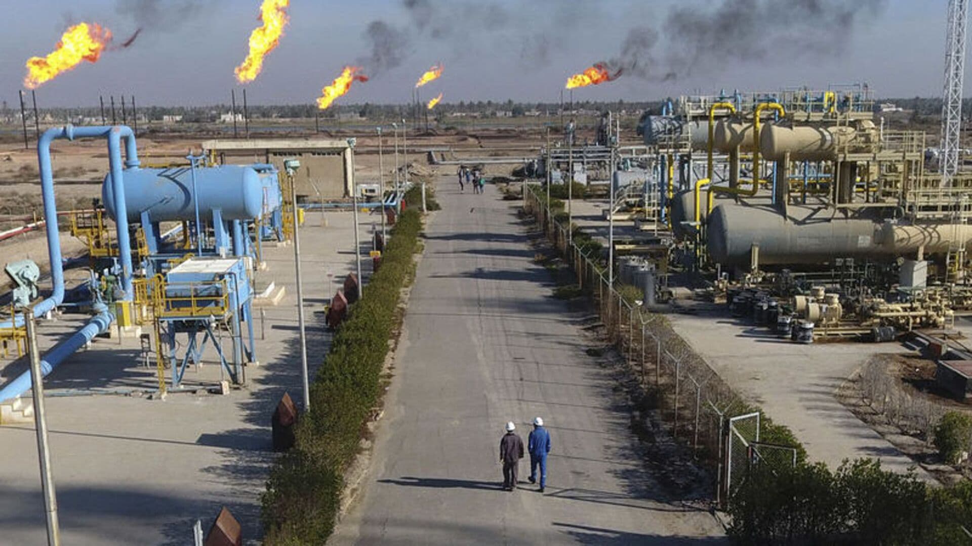 ABD, savaşta zarar gören Körfez enerji tesisleri için 5 milyar dolar önerdi
