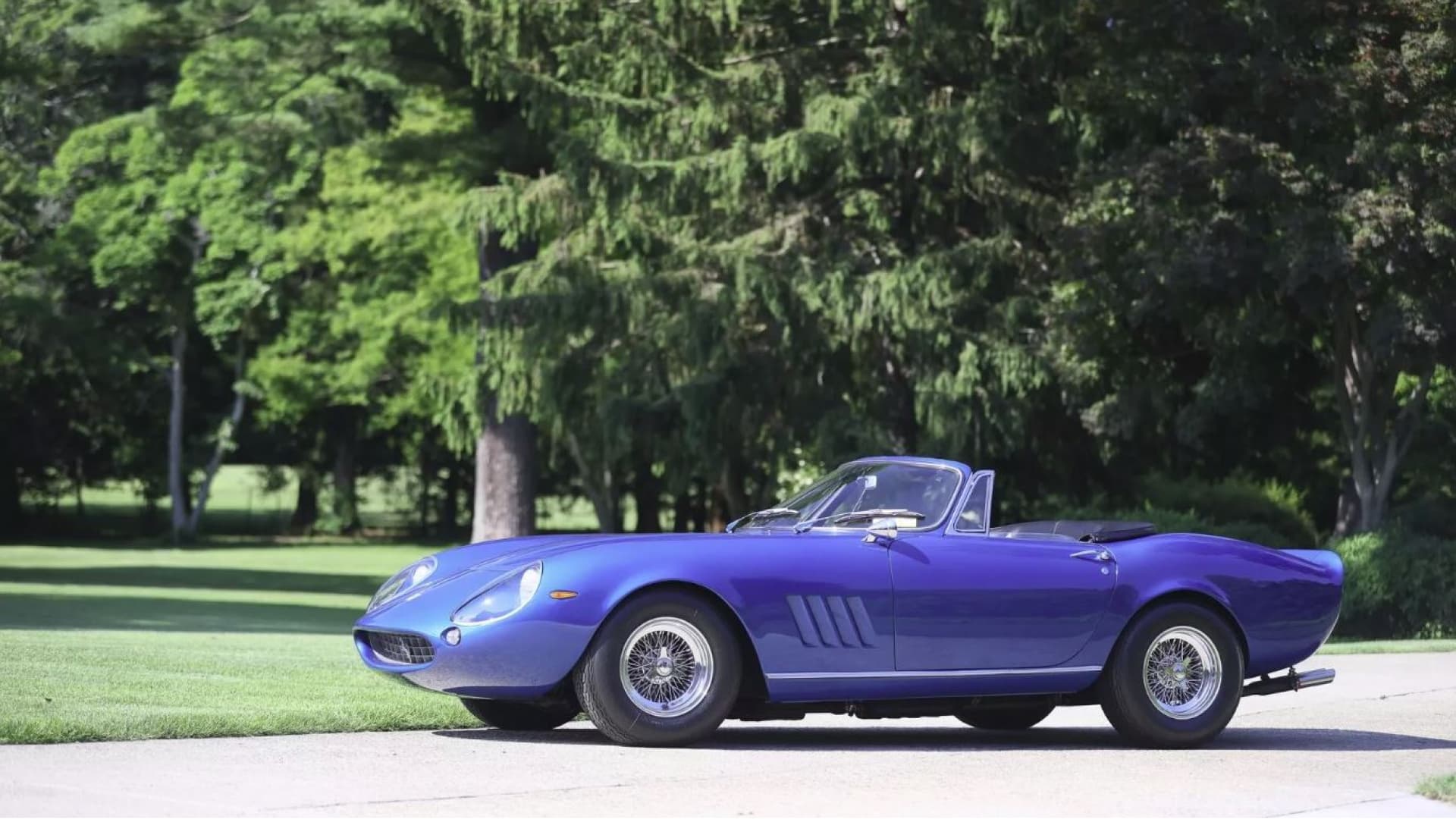 Steve McQueen’ın ilk sahibi olduğu Ferrari 20 milyon dolara satışa çıkacak