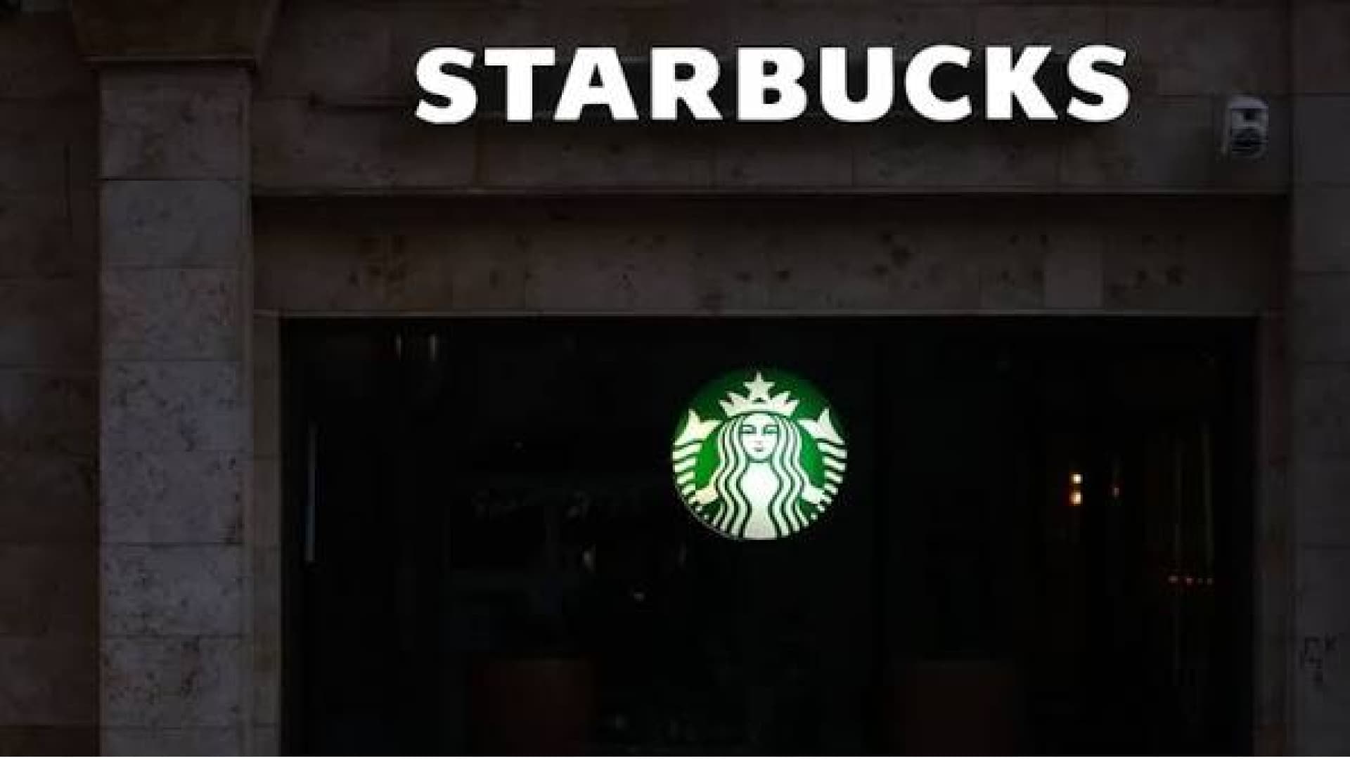 Starbucks, Kuzey Amerika’da yaklaşık 250 mağazayı kapatacak