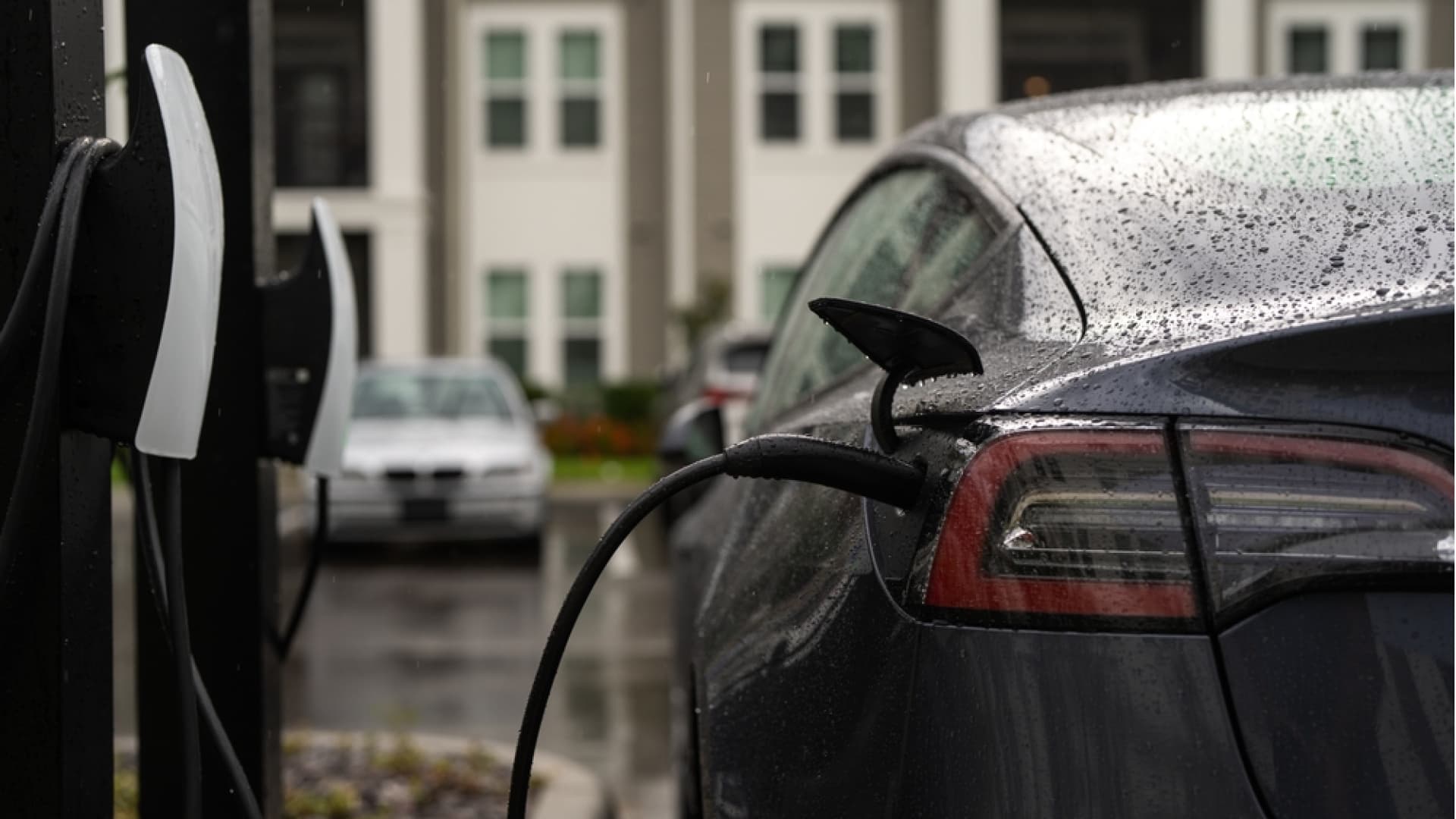 Dezenformasyonla Mücadele Merkezi: Elektrikli araçlarda kilometre bazlı vergi gündemde değil