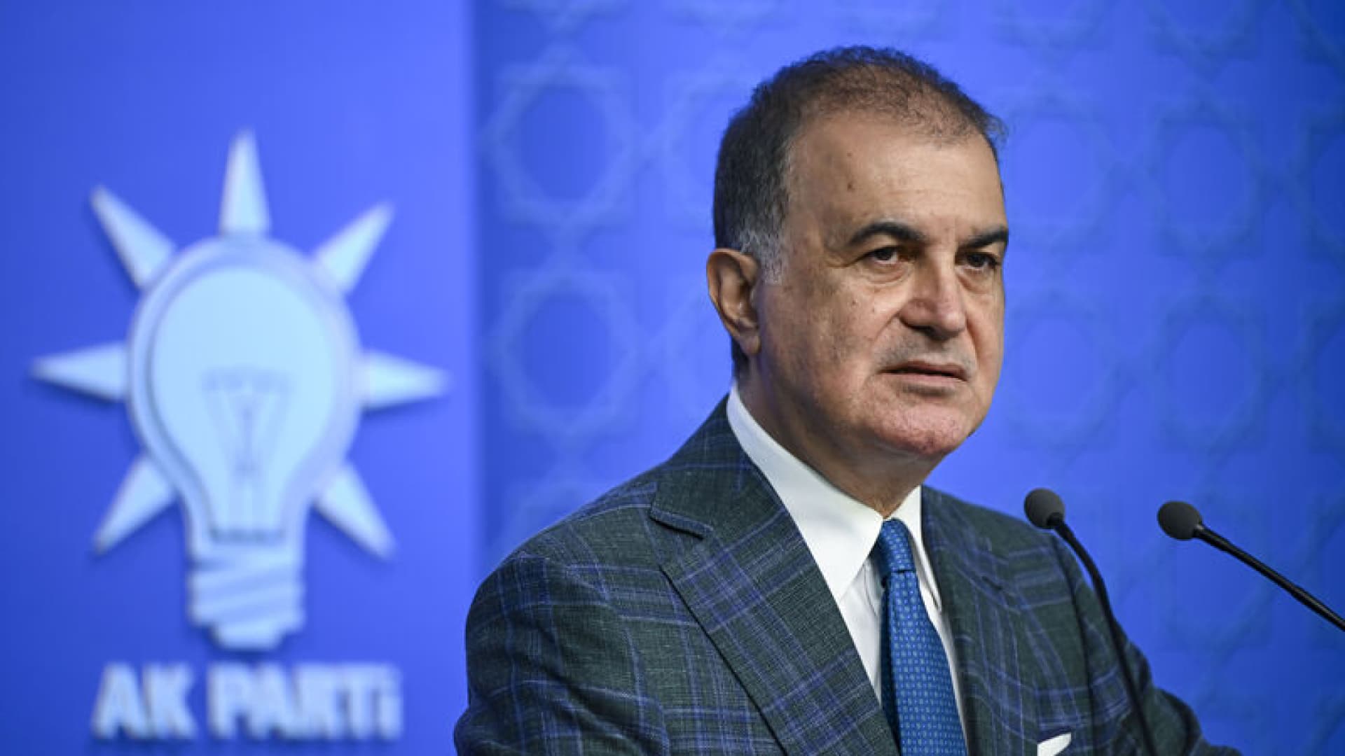 AK Parti Sözcüsü Çelik: Fon soruşturmasında yanlış yapanlar hukuk önünde hesap verecek