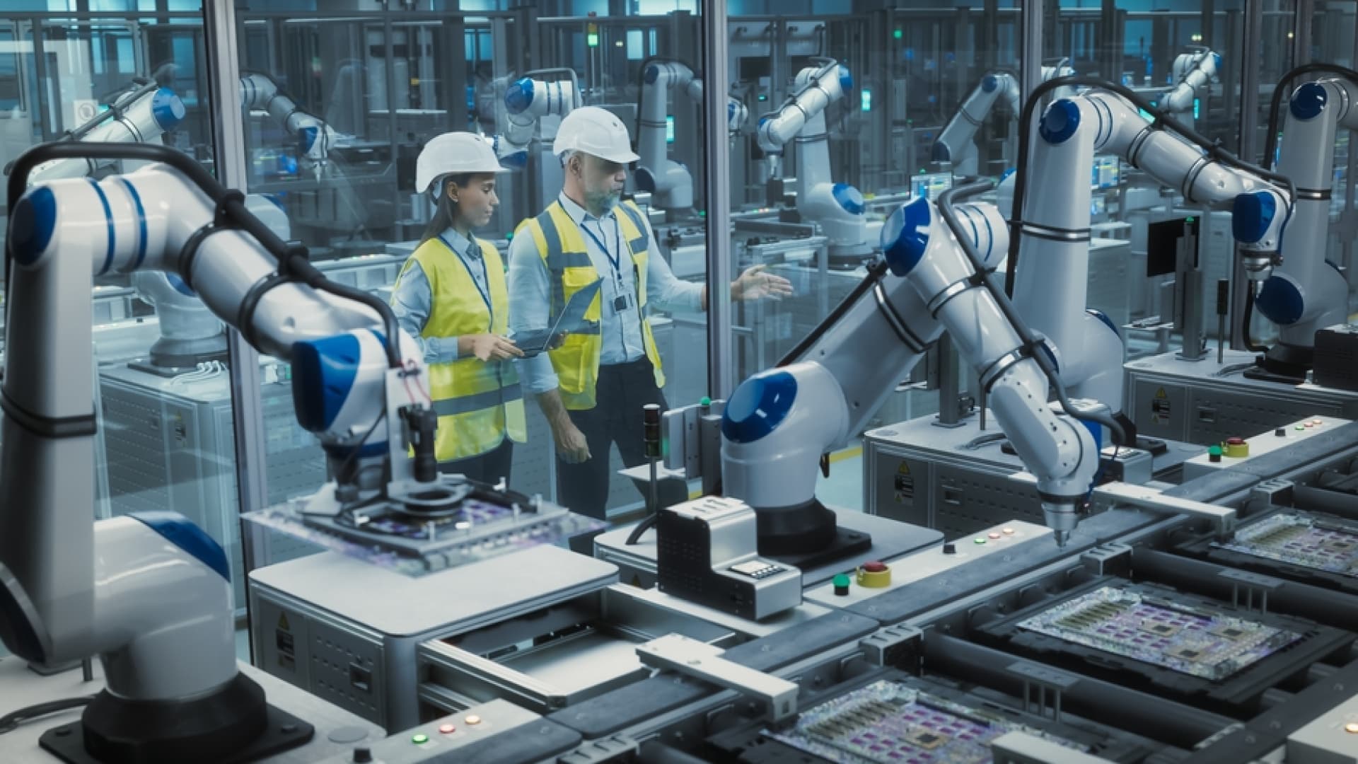 Küresel aktif endüstriyel robot stoku 2025'te yüzde 9 artarak 5 milyon 79 bine çıktı