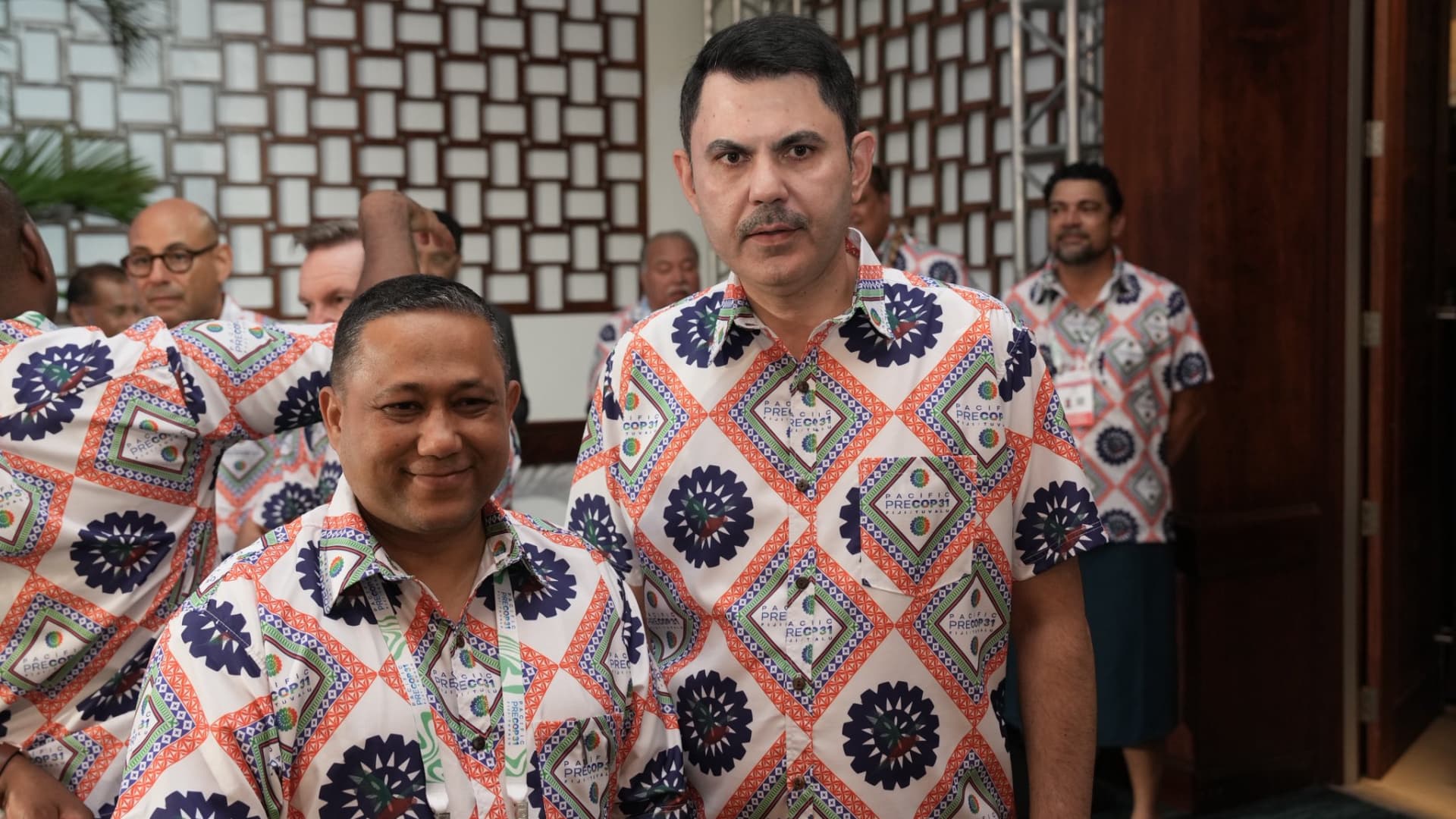 Bakan Kurum, Nepal Dışişleri Bakanı Khanal ile Fiji’de görüştü