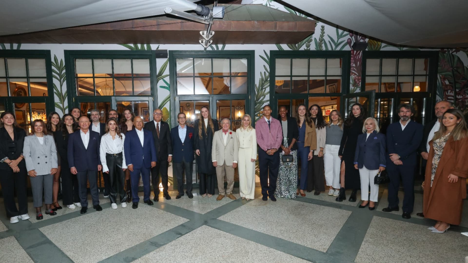 Koç Topluluğu, A Milli Kadın Voleybol Takımı’na 1 milyon Euro destek sağlayacak
