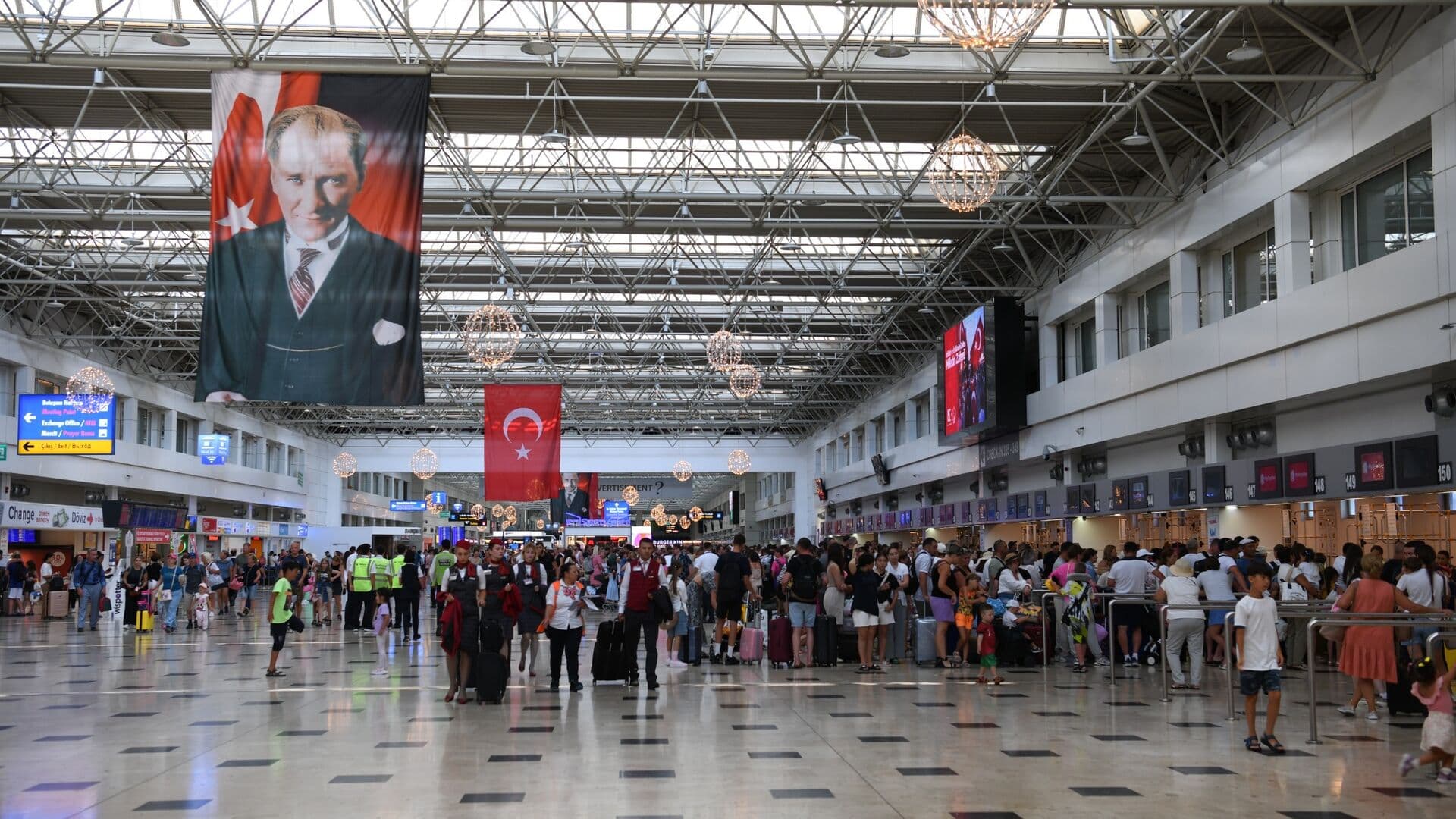 Havayolunda yolcu sayısı 193 milyonu aştı