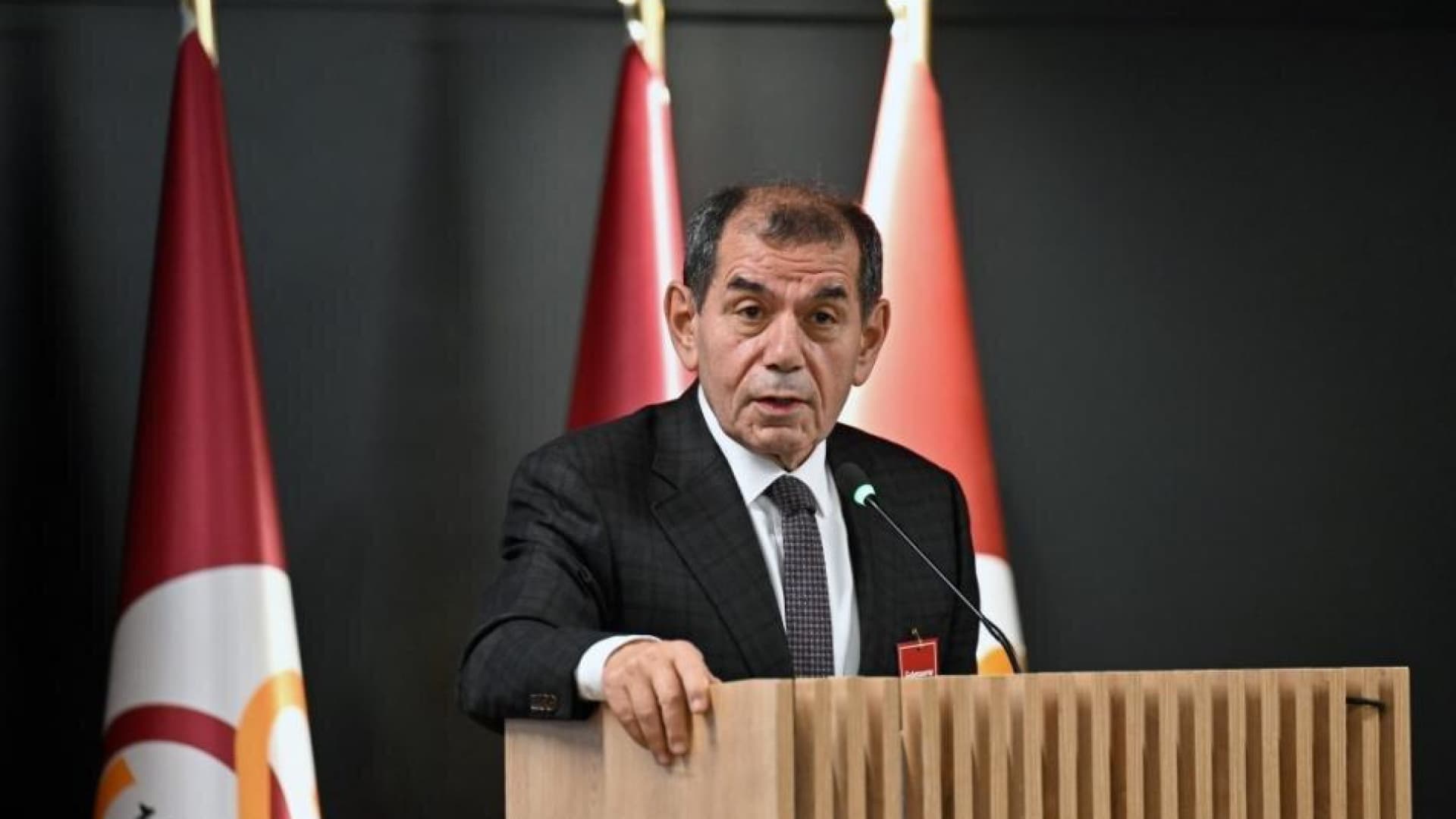 Dünyanın en yüksek faizi ile borçlandı