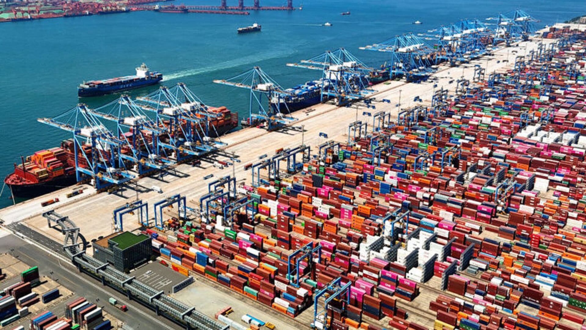 Çin'den 9 ayda 938 milyar dolar dış ticaret fazlası