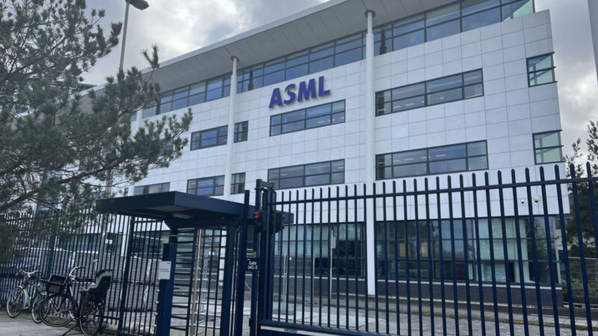ASML’nin üçüncü çeyrek geliri yüzde 55 artarak 11,66 milyar Euro oldu