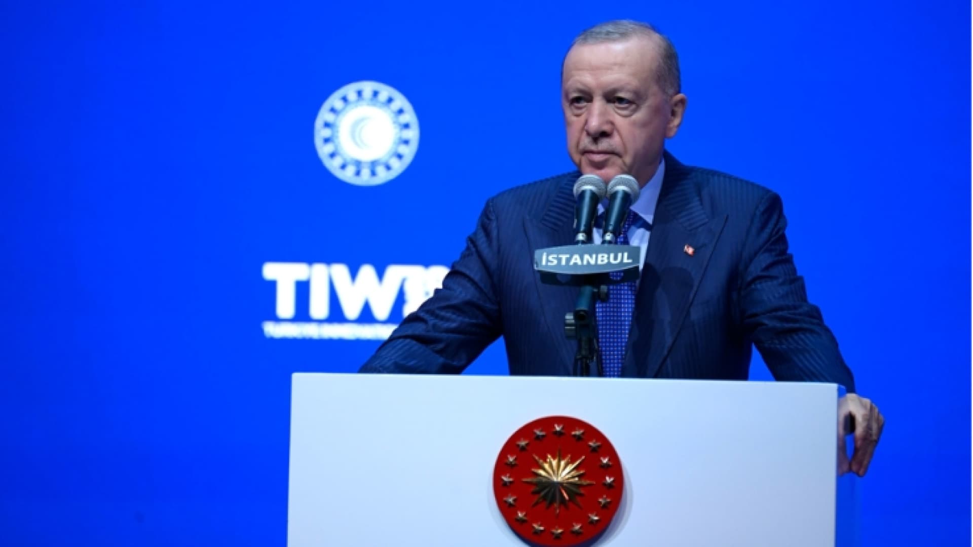 Erdoğan: Teknolojide insan faktörü ve insani değerler gözetilmeli