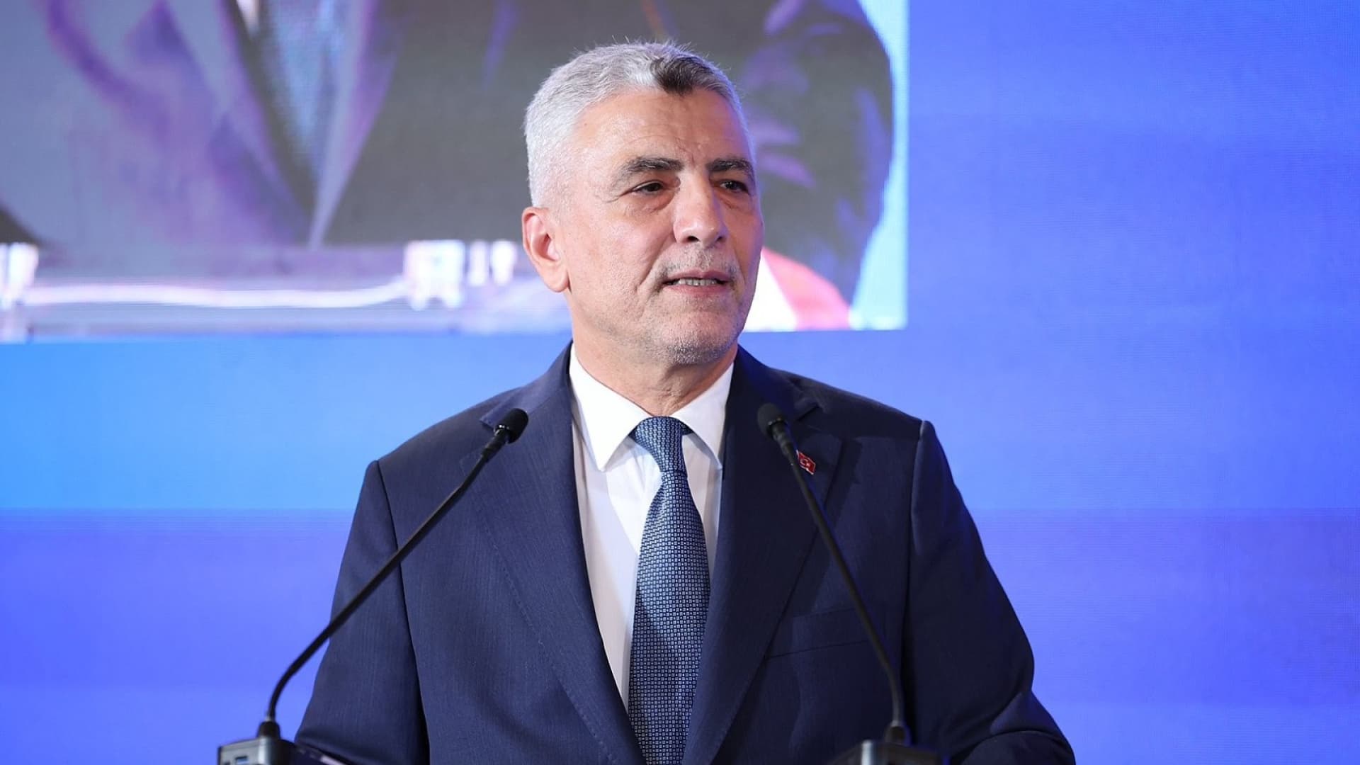 Bakan Bolat, İstanbul'daki sel mağduru esnafa nakdi destek sağlanacağını açıkladı