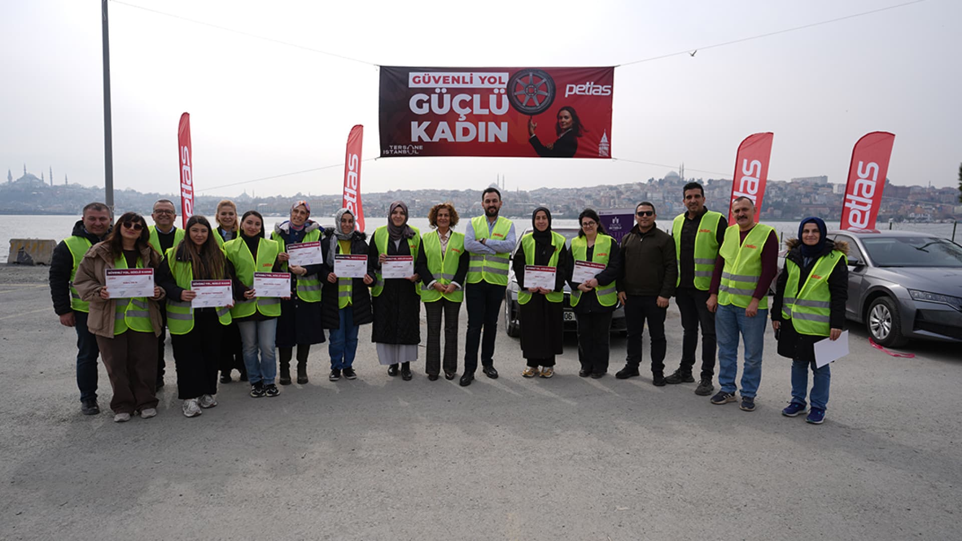 AKO Grup’tan kadın sürücülere teknik özgüven desteği: “Güvenli Yol, Güçlü Kadın”