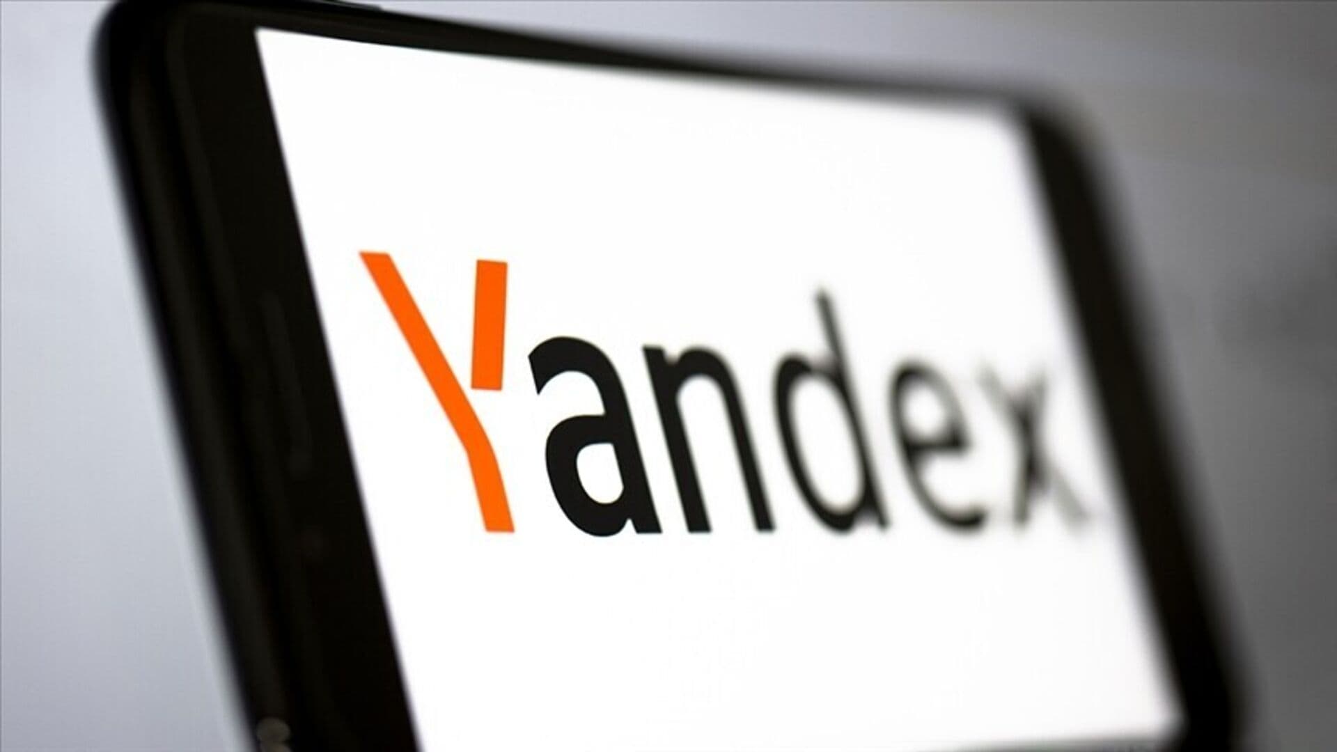 Yandex, veri merkezlerine saldırıların ardından finansal tahminlerini geri çekti
