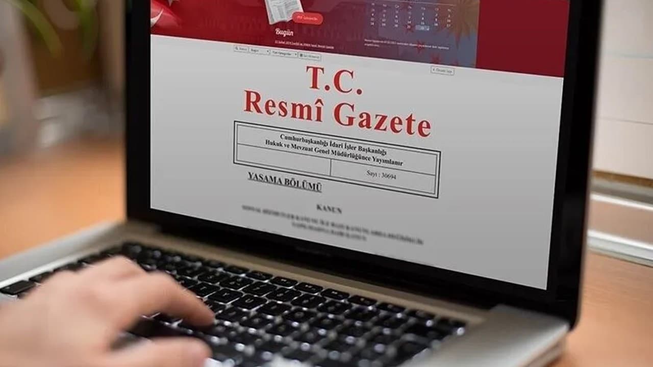 Resmî Gazete’de kamu kurumlarında yeni atama ve görevden almalar