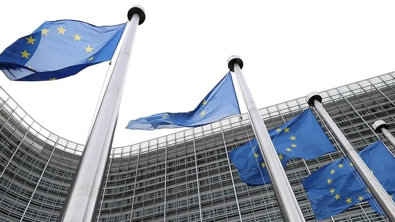 AB, Ukrayna için 4,9 milyar avroluk fonu serbest bırakıyor