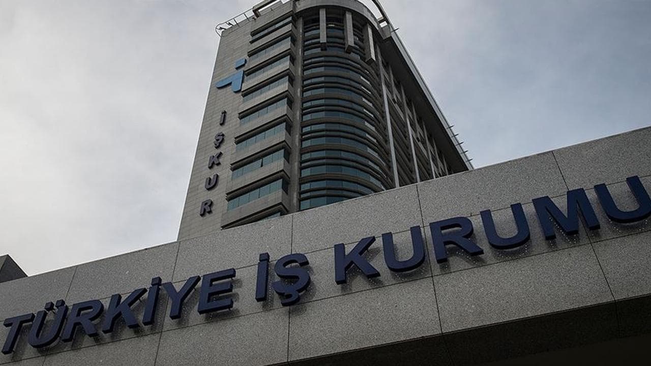 İŞKUR, ocak-eylül döneminde yaklaşık 1,1 milyon kişinin işe yerleşmesine aracılık etti