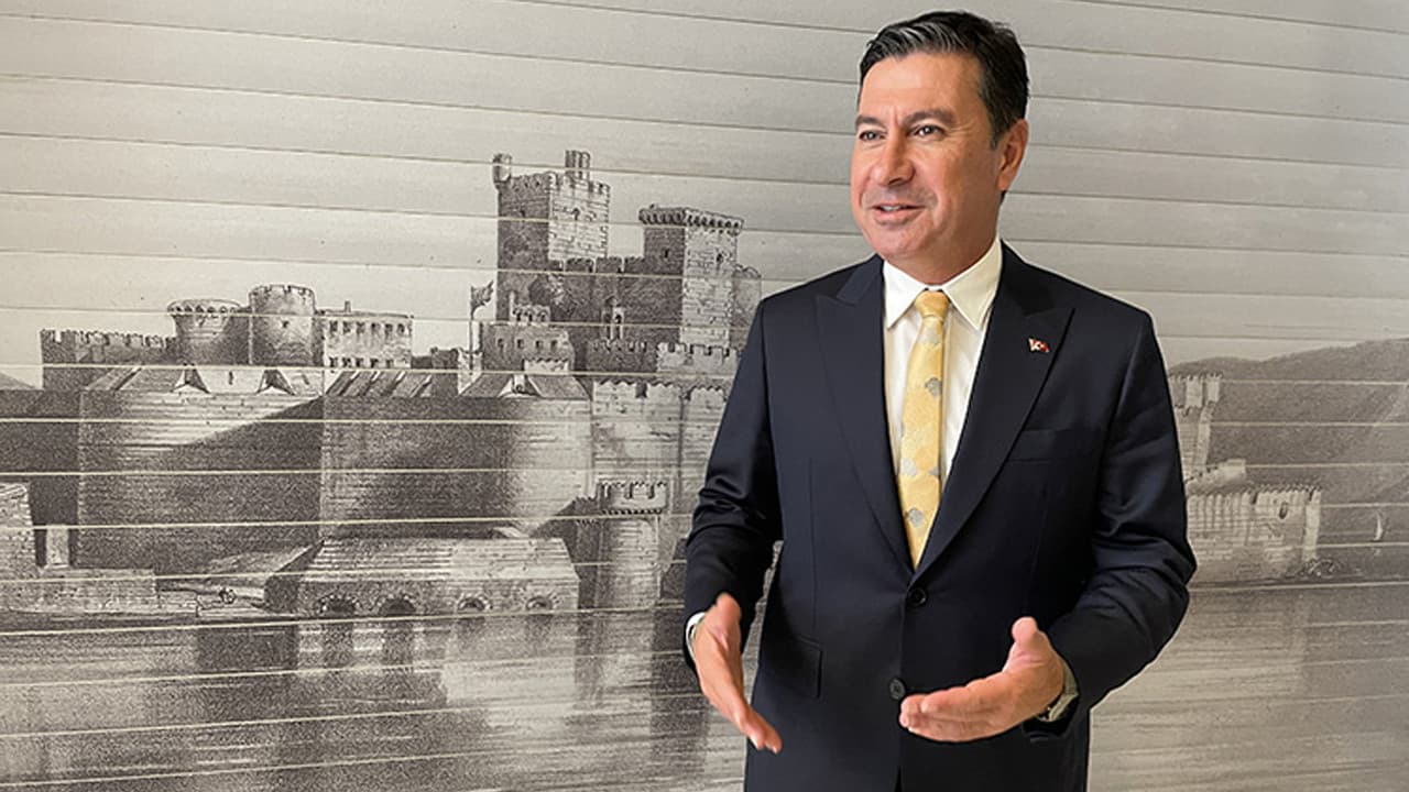 Muğla Büyükşehir Belediye Başkanı Ahmet Aras CHP’den istifa etti