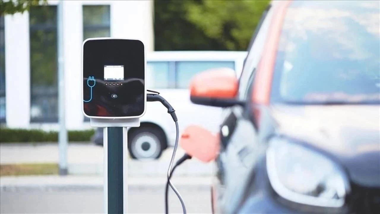 Türkiye’de trafiğe kayıtlı elektrikli otomobil sayısı 486 bin 359’a çıktı