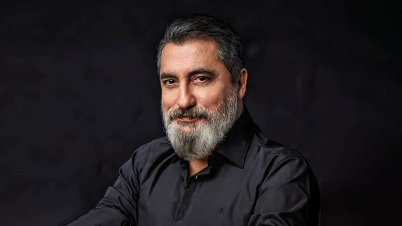 Son dakika... Türk halk müziği sanatçısı Soner Olgun hayatını kaybetti