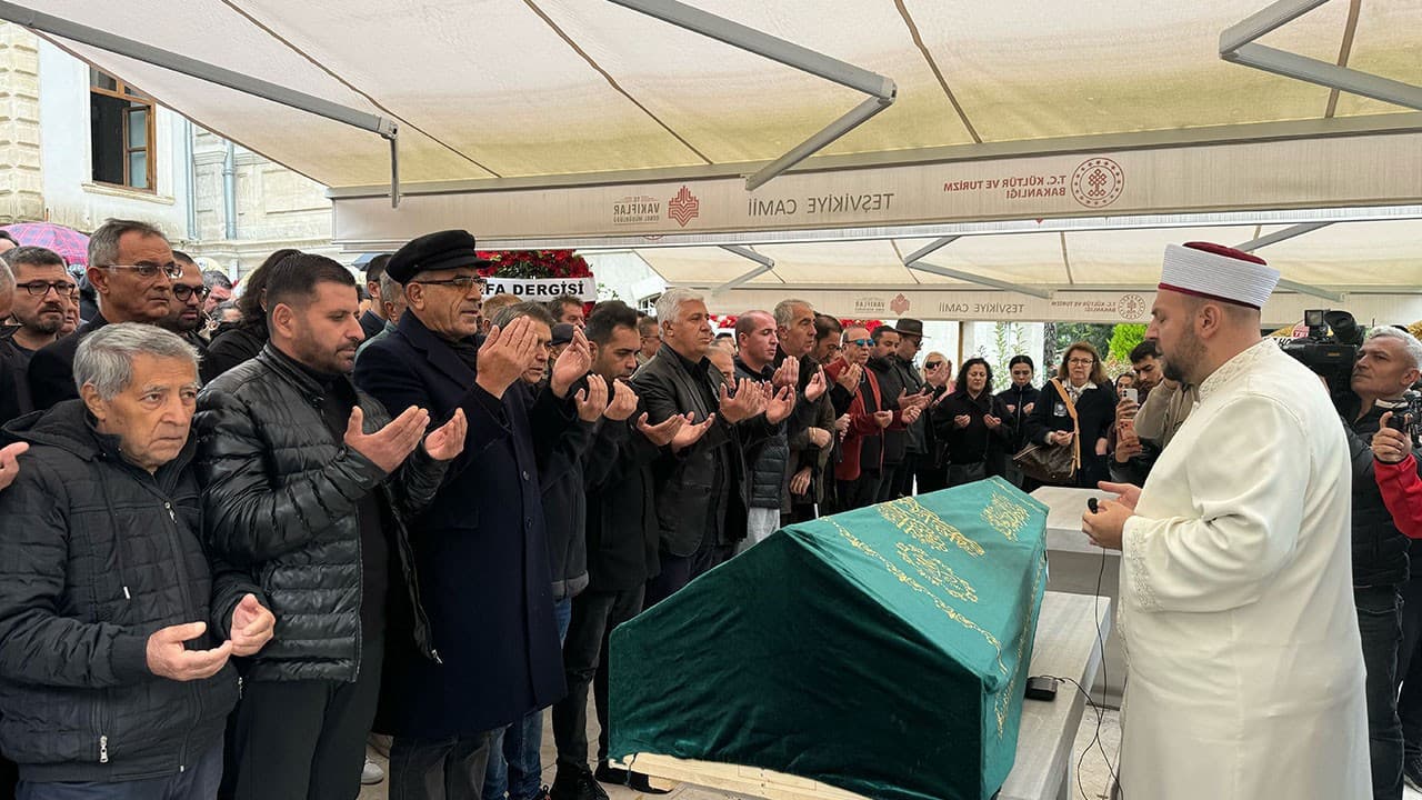 Müzisyen Soner Olgun, İstanbul’da düzenlenen törenle defnedildi