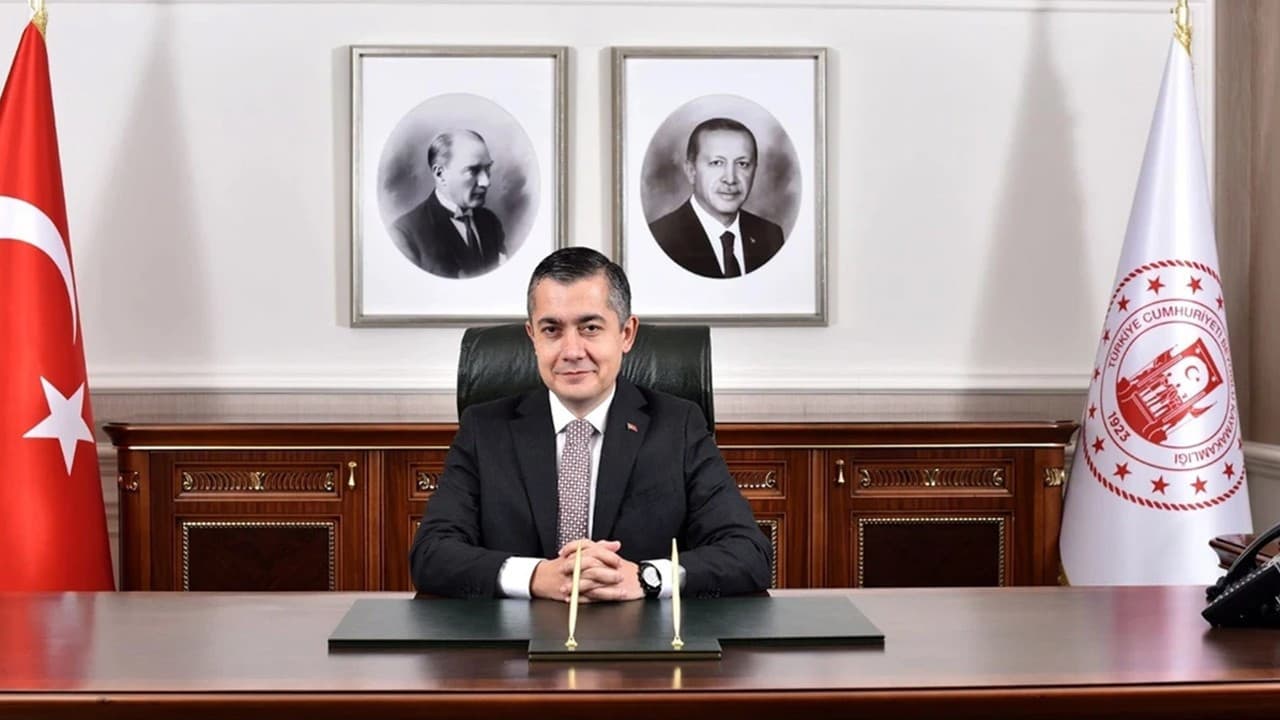 Esenyurt Belediyesi kayyumu Can Aksoy görevden alındı