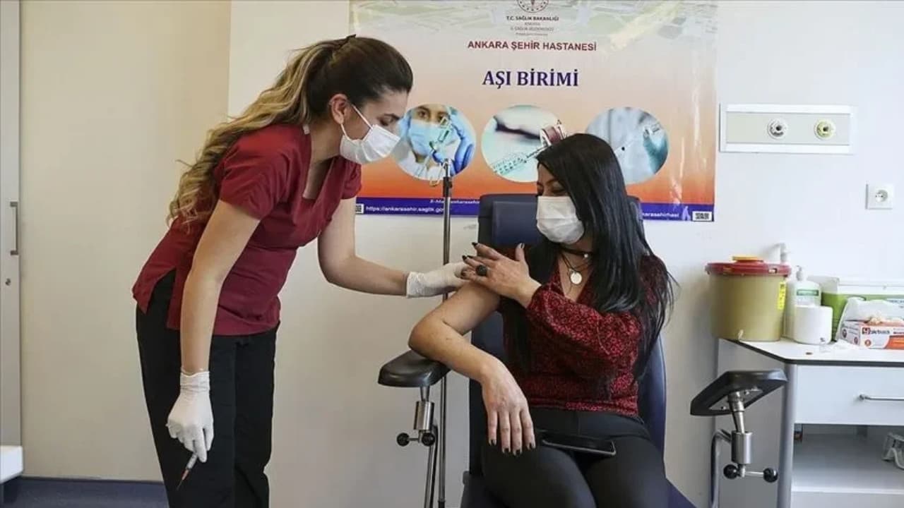 Sağlık Bakanlığı 38 bin personel alımı için başvuru tarihi açıklanmadı