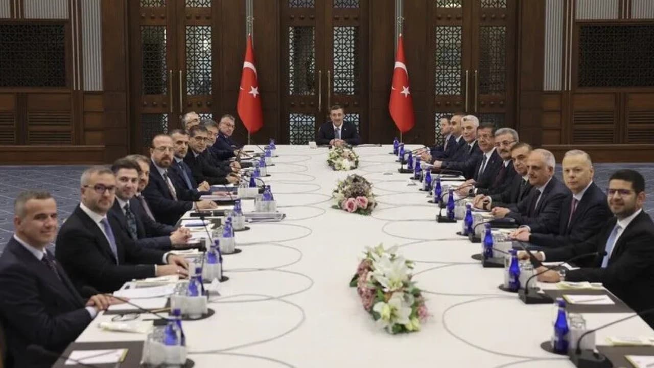 Ekonomi Koordinasyon Kurulu Külliye'de toplandı