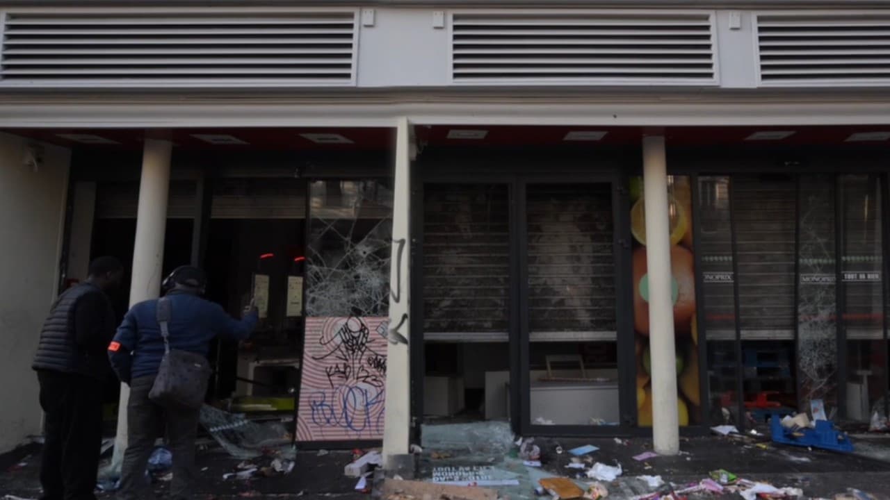 Fransa'daki isyanların ardından ikinci el satış alarmı: Çalıntı ürünler internette satışa çıkarıldı