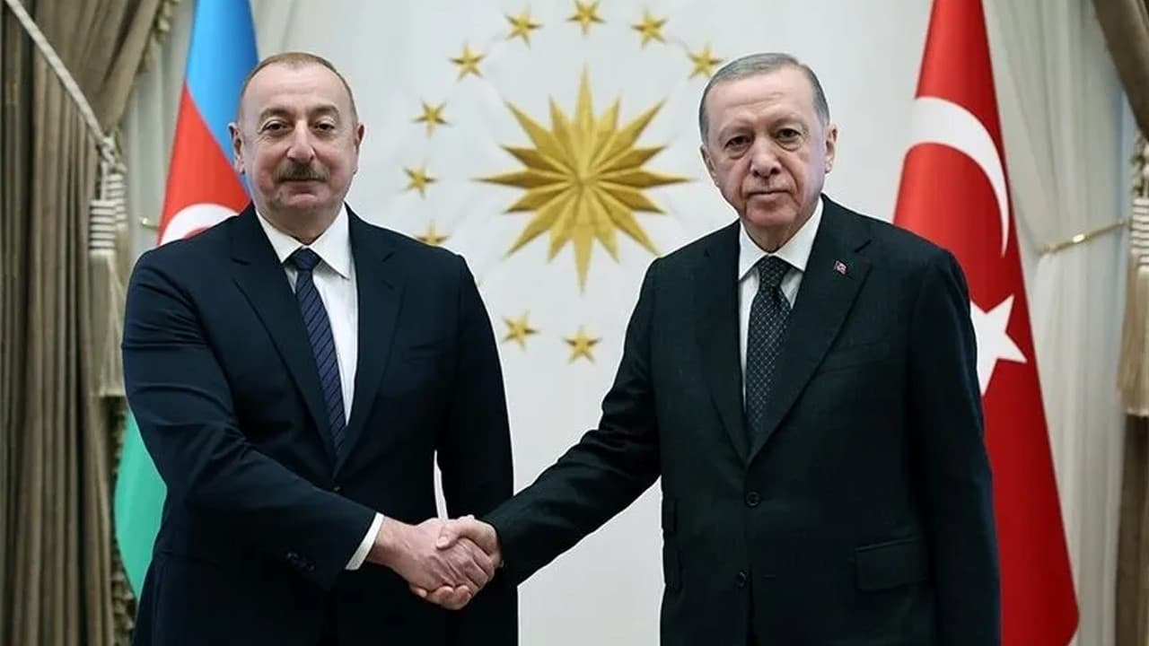 Cumhurbaşkanı Erdoğan ve Aliyev telefonda görüştü: TDT Zirvesi'ne davet etti