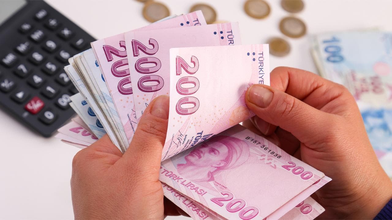Bakan Göktaş: Yaşlı ve engelli aylıkları hesaplara yatırılmaya başlandı